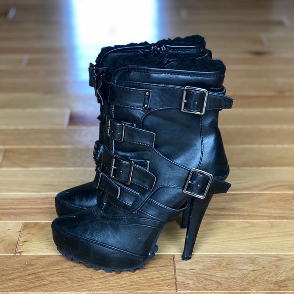 Buckle Boots - Picture 3 of 7